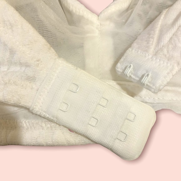 Bali Smooth Indulgence Wire Free Bra Style 3727 NWT 34C - Picture 6 of 11